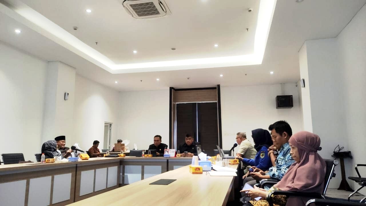 Rapat Pembahasan Raperda Pencegahan dan Penanggulangan Kebakaran bersama Pansus F DPRD Kabupaten Banyumas